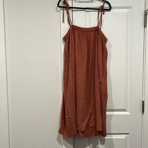 Mittoshop rust colored dress